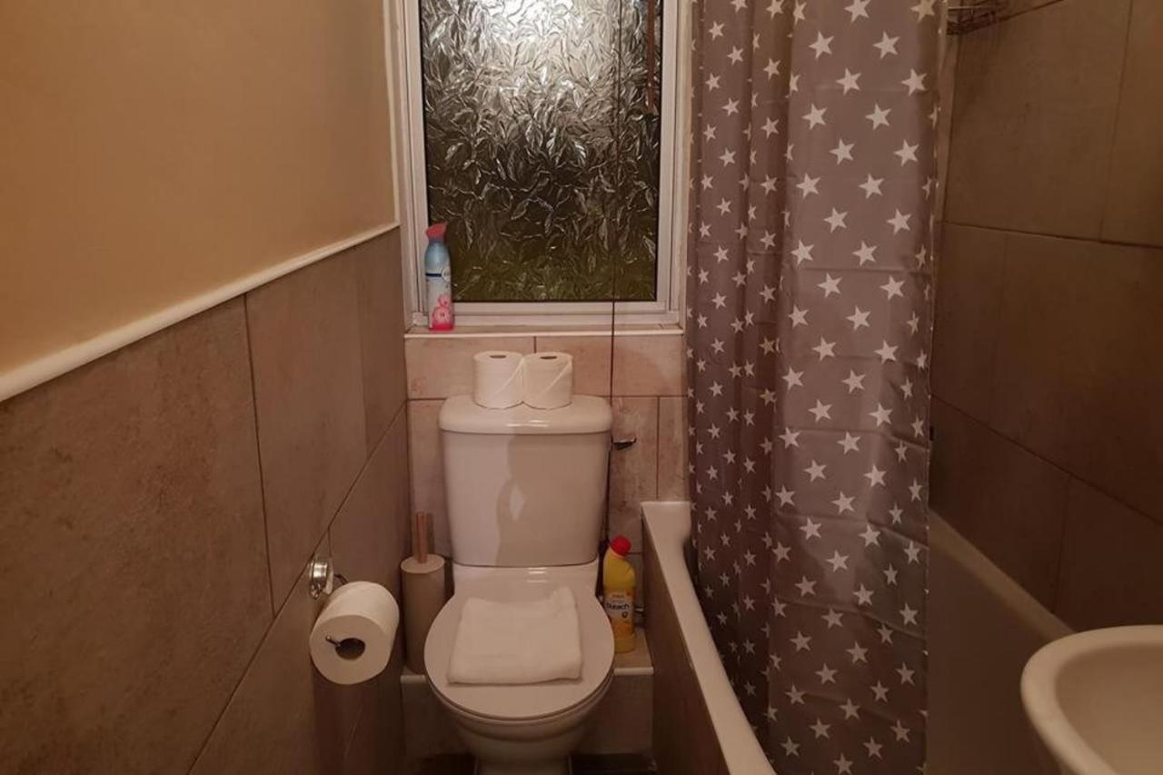 Bright 1 Bedroom Apartment Near City Centre 爱丁堡 外观 照片